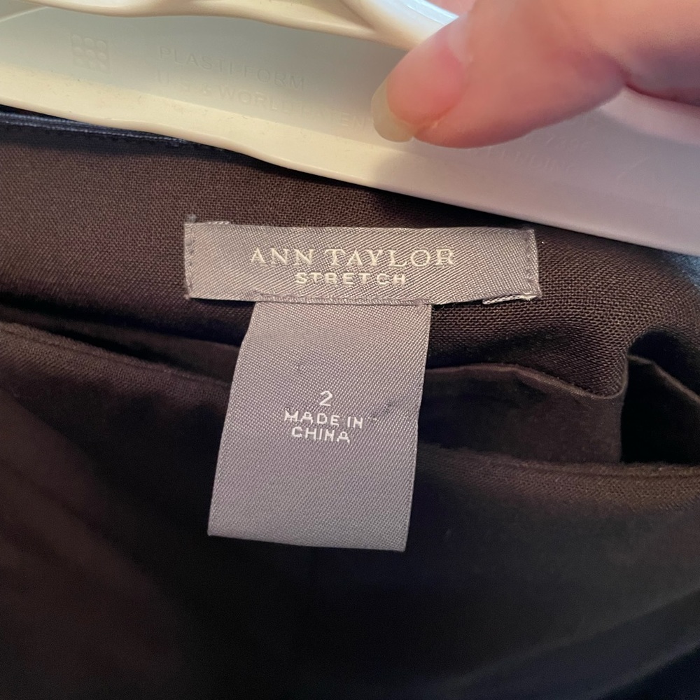Ann Taylor pencil skirt - Picture 6 of 6